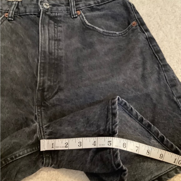 Zara High Rise Black Denim Loose Baggy Jean Shorts 5” inseam size 10/30 Medium. - Picture 6 of 11